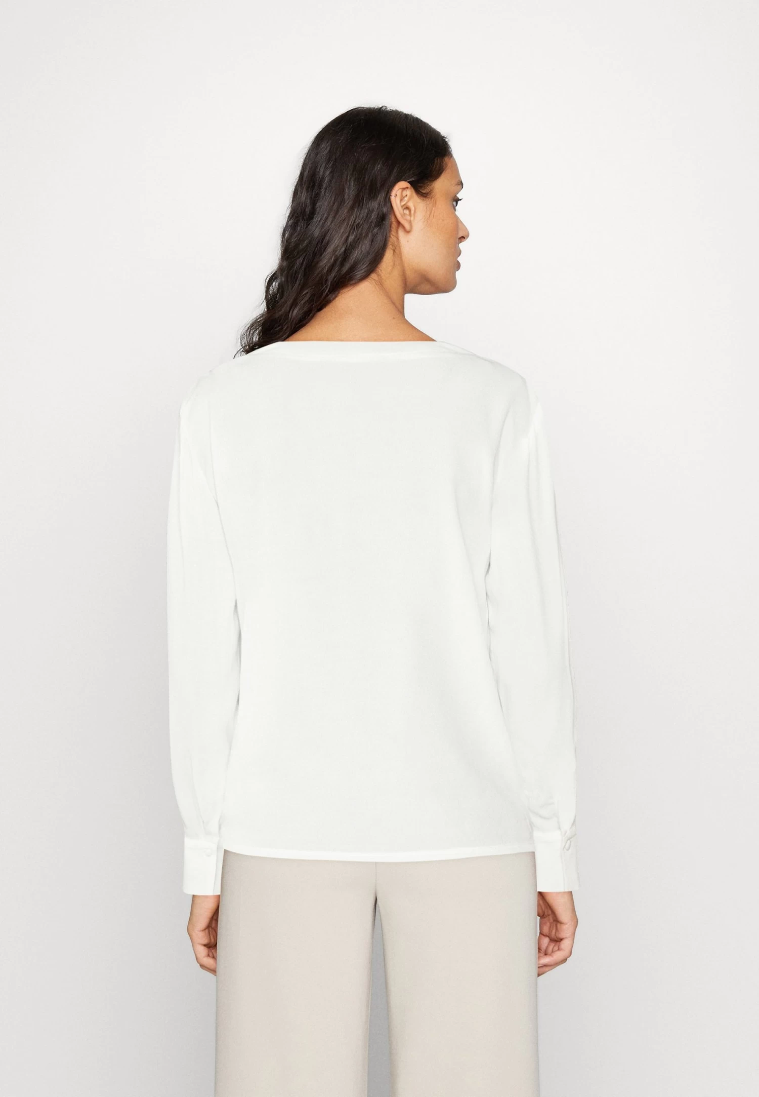 Anna Field Blouse - Off-White – Image 3