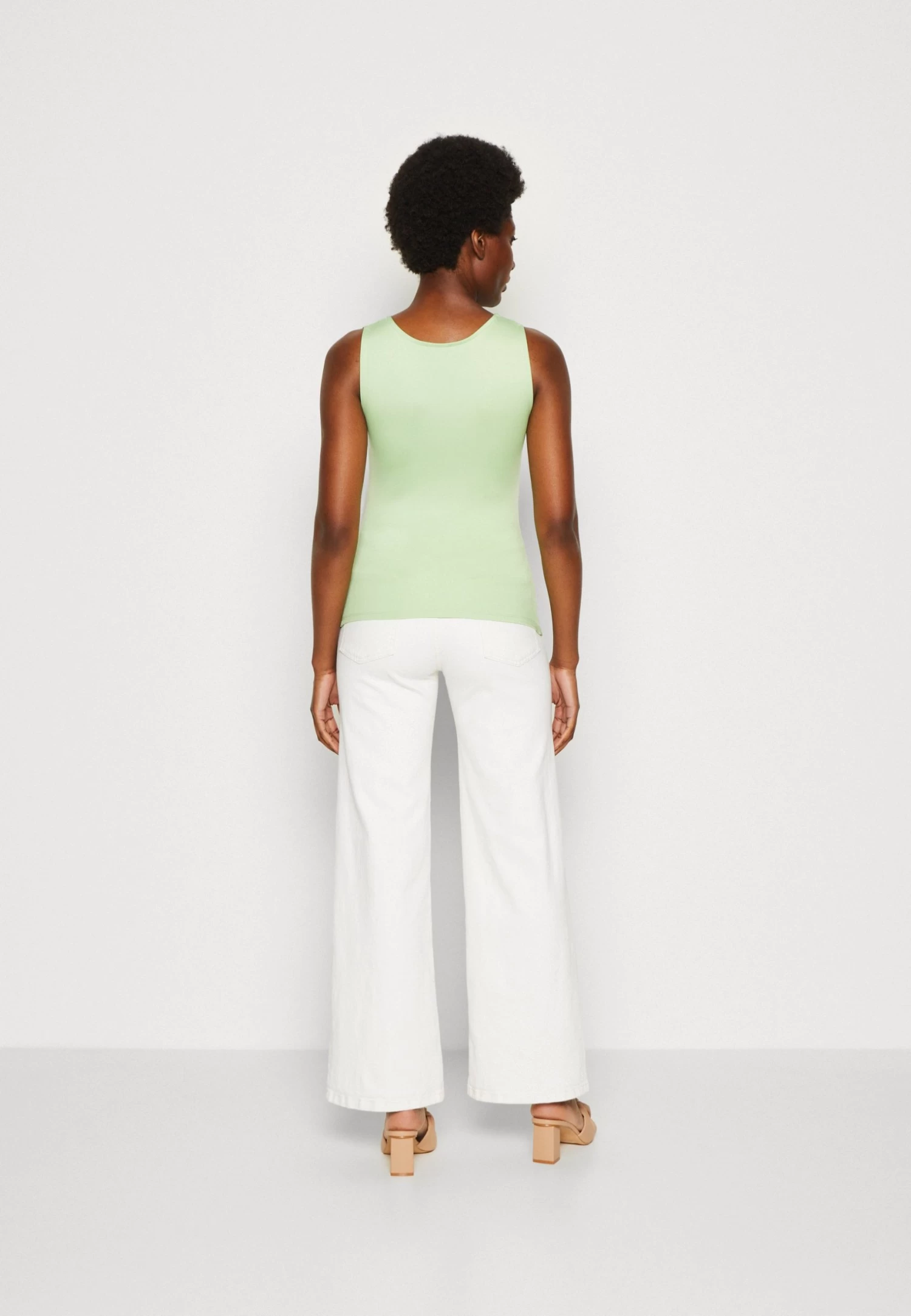 Anna Field Débardeur - Light Green – Image 3