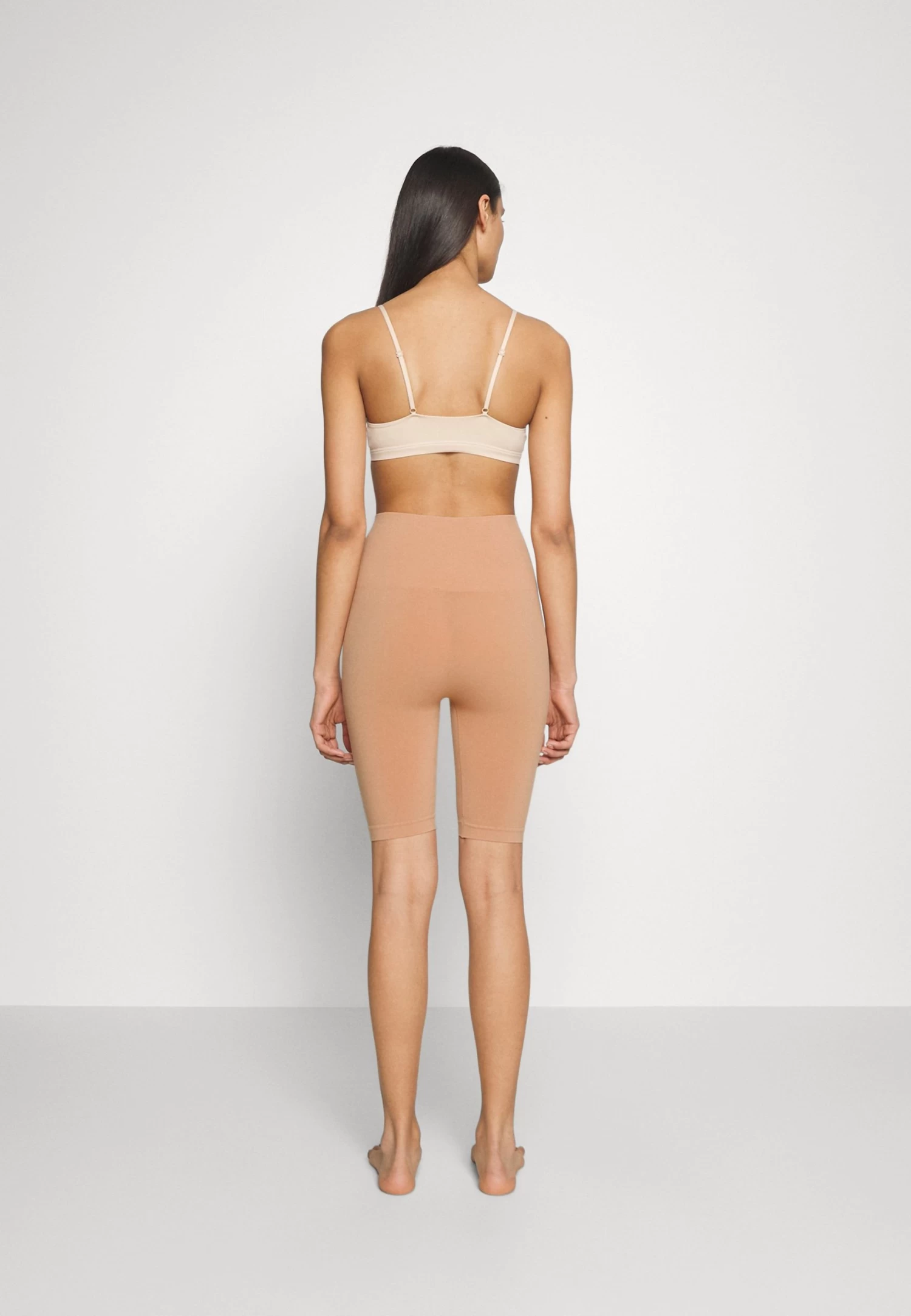 Anna Field Strong Shaping - Lingerie Sculptante - Nude – Image 3