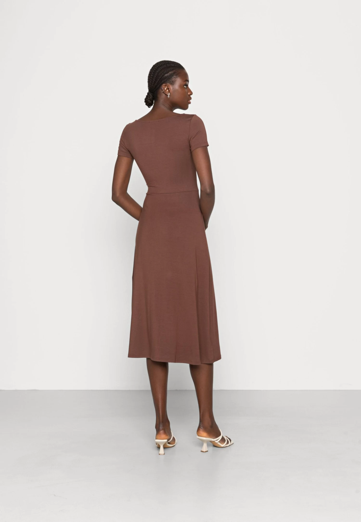 Anna Field Robe En Jersey - Brown – Image 3
