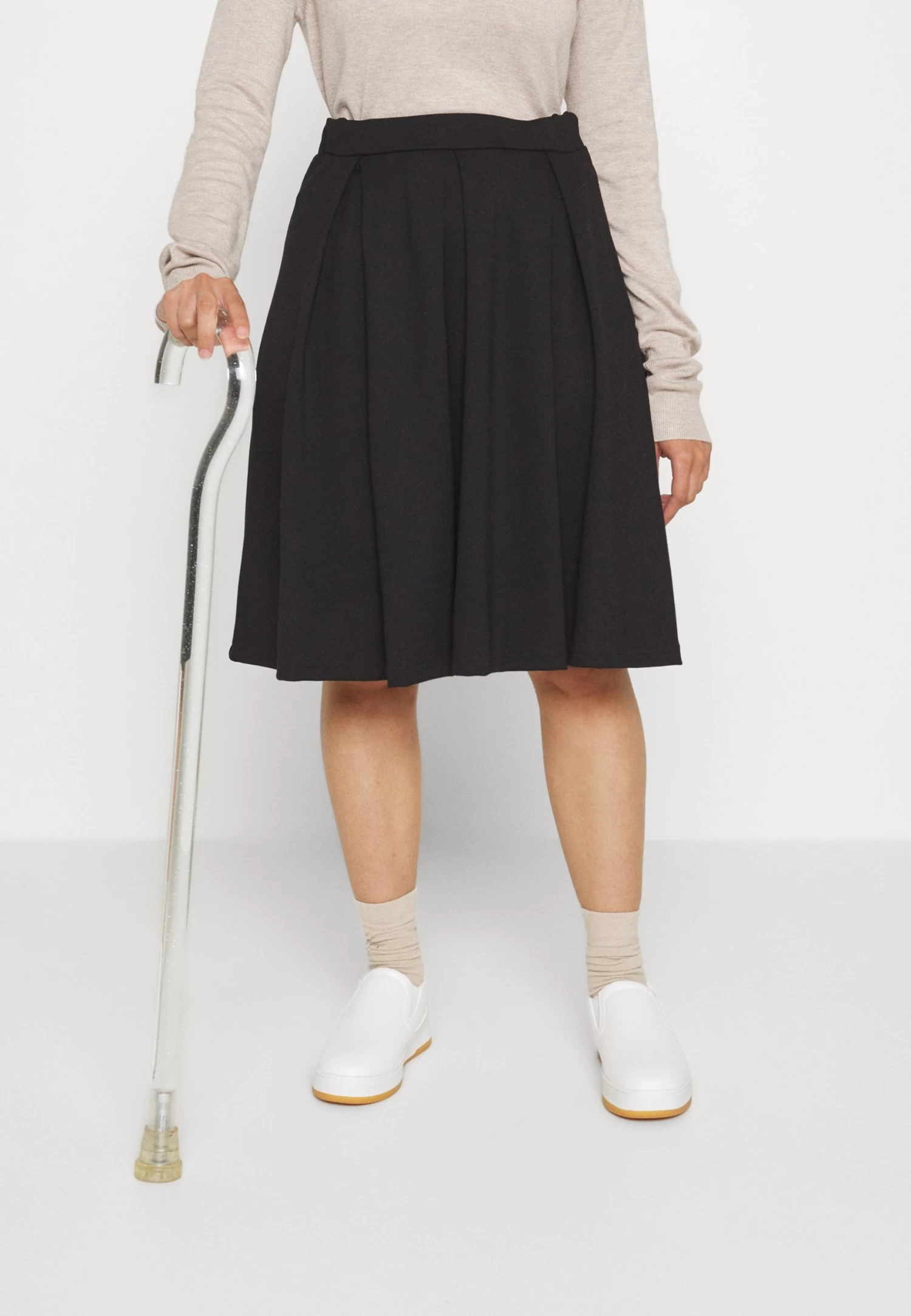 Anna Field Jupe Plissée - Black – Image 3